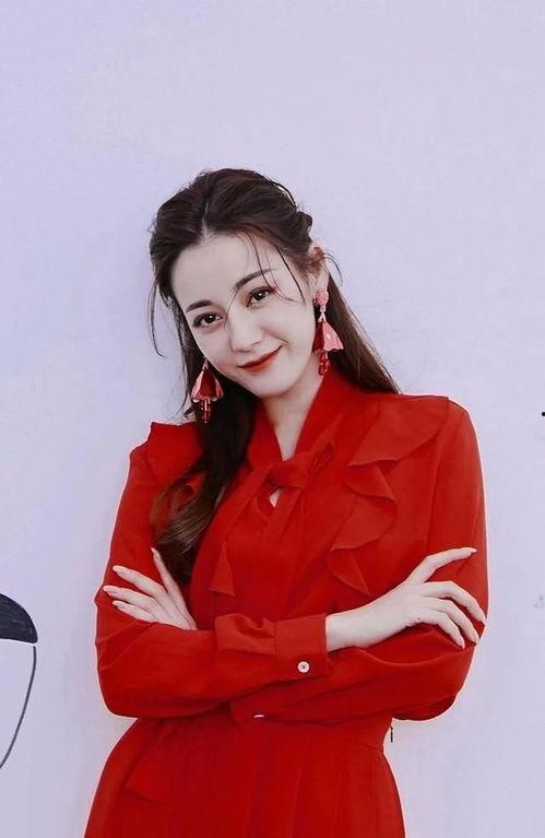 吃瓜娱乐圈 迪丽热巴,瓜田里的娱乐圈明星  第1张